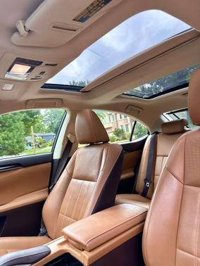 2018 Lexus ES 350 Base