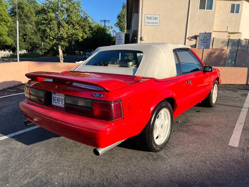 1992 Ford Mustang LX 5.0L Sport