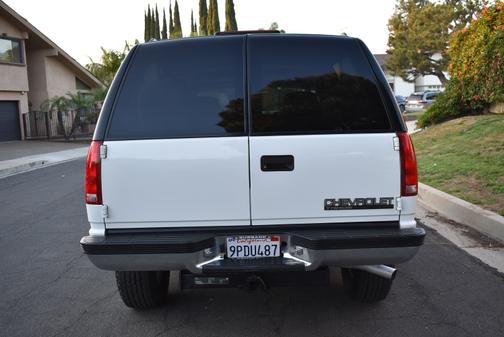 1999 Chevrolet Tahoe Base
