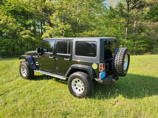 2011 Jeep Wrangler Unlimited Sahara