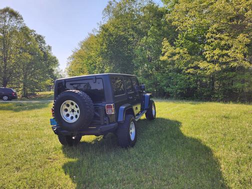 2011 Jeep Wrangler Unlimited Sahara
