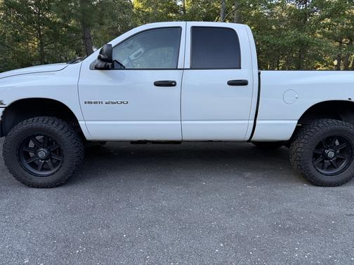 2004 Dodge Ram 2500 Laramie Quad Cab
