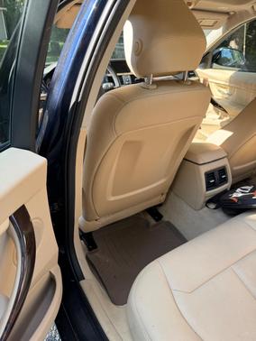 Blue 2013 BMW 320 i xDrive