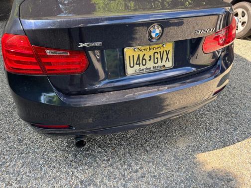 Blue 2013 BMW 320 i xDrive