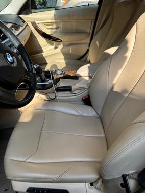 Blue 2013 BMW 320 i xDrive