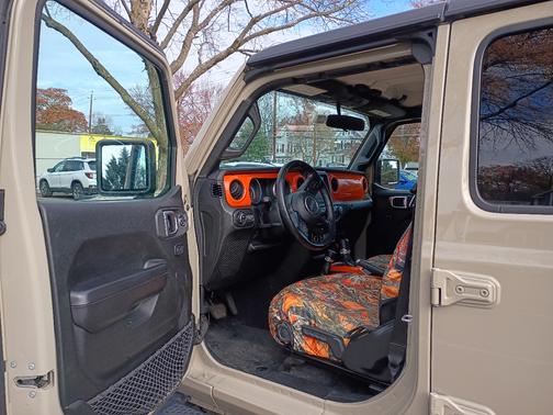 2020 Jeep Gladiator Sport S