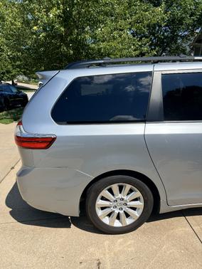 2015 Toyota Sienna Limited Premium