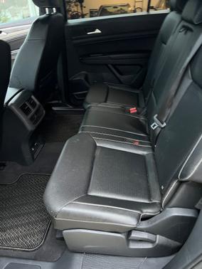 2020 Volkswagen Atlas Cross Sport 3.6L V6 SE w/Technology R-Line