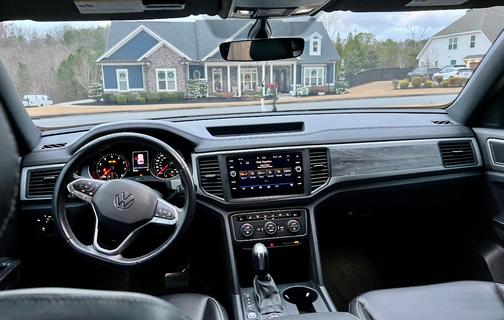 2020 Volkswagen Atlas Cross Sport 3.6L V6 SE w/Technology R-Line