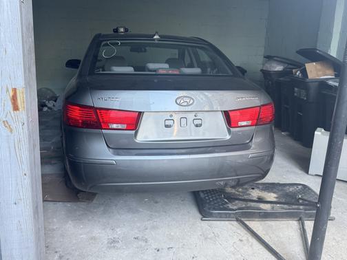 2010 Hyundai SONATA GLS