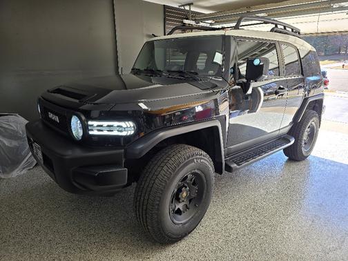 2011 Toyota FJ Cruiser Base