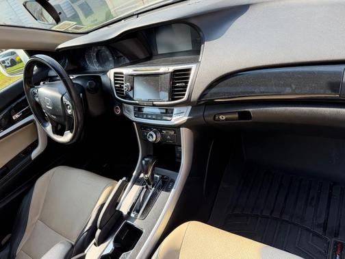 White 2013 Honda Accord EX-L V-6