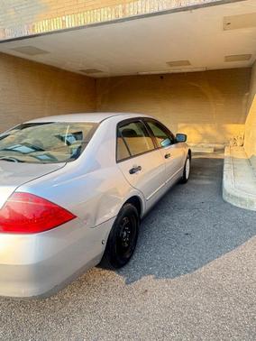 Gold 2006 Honda Accord VP