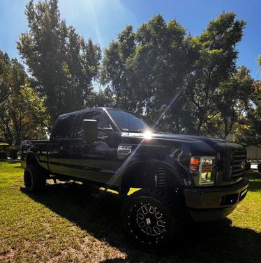Black 2009 Ford F-250 FX4 Super Duty Crew Cab