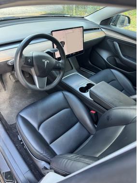 2022 Tesla Model 3 Base