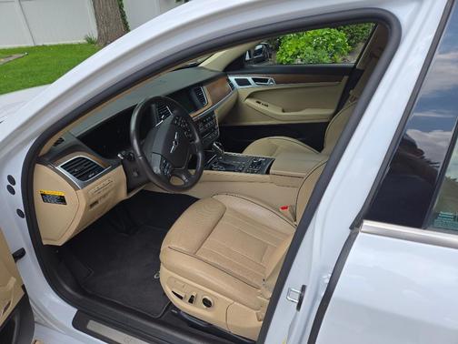 2017 Genesis G80 3.8