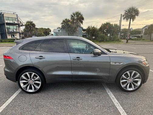 Gray 2018 Jaguar F-PACE 35t R-Sport