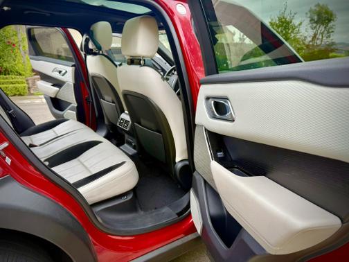 2018 Land Rover Range Rover Velar P250 SE R-Dynamic