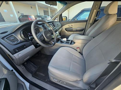 2020 Kia Sedona LX