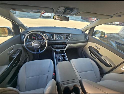 2020 Kia Sedona LX