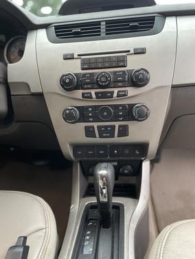 2010 Ford Focus SEL