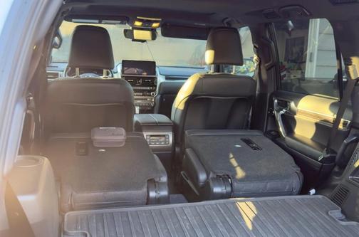 2023 Lexus GX 460 Luxury
