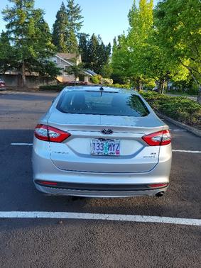 2016 Ford Fusion Hybrid SE