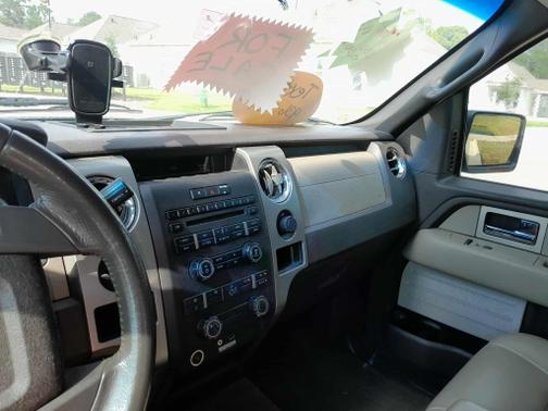 2010 Ford F-150 XLT SuperCrew