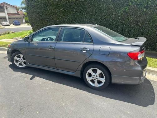 Gray 2012 Toyota Corolla S