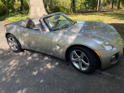 Silver 2008 Pontiac Solstice GXP