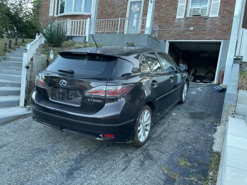 2011 Lexus CT 200h Premium