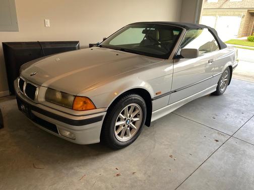 Silver 1999 BMW 328 iC