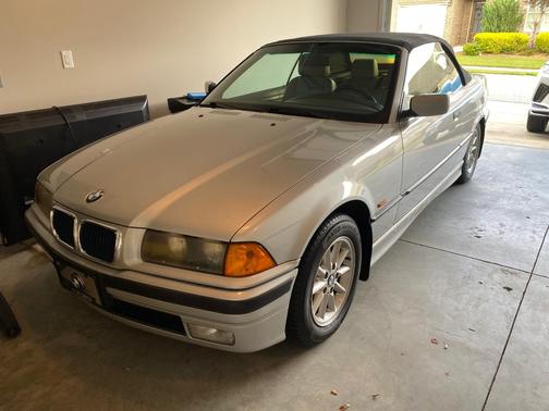 Silver 1999 BMW 328 iC