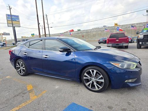 Blue 2017 Nissan Maxima 3.5 SL