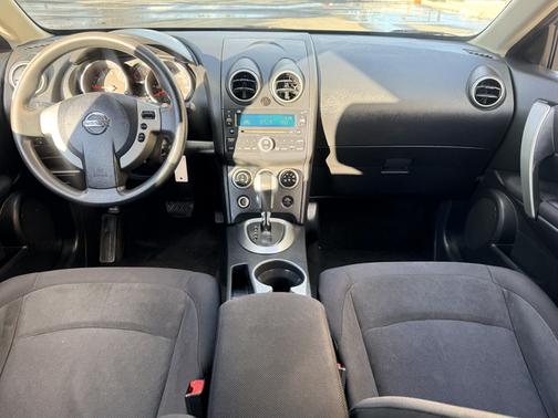 2010 Nissan Rogue S