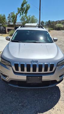 Silver 2019 Jeep Cherokee Limited