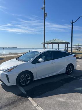 2019 Toyota Prius XLE