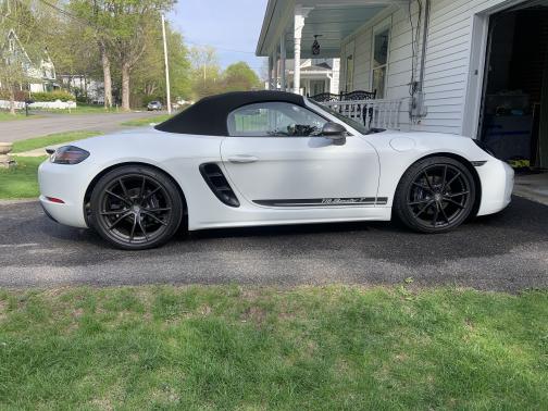 2022 Porsche 718 Boxster T