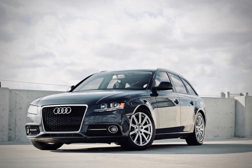 Photo 1 of 24 of 2009 Audi A4 2.0T Avant Premium quattro