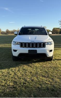 2019 Jeep Grand Cherokee Laredo E