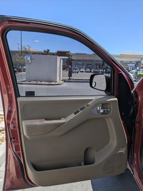 2007 Nissan Frontier SE Crew Cab