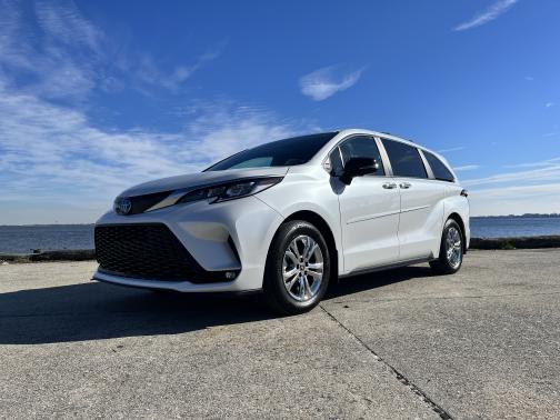 2023 Toyota Sienna XSE 25th Anniversary
