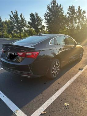 Black 2022 Chevrolet Malibu RS