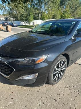 Black 2022 Chevrolet Malibu RS