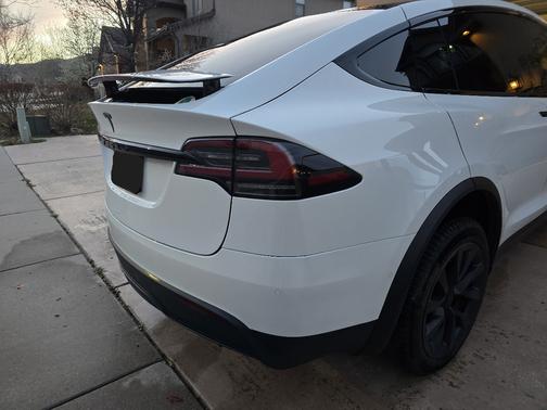 2022 Tesla Model X Long Range