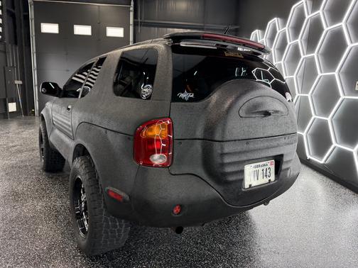 2001 Isuzu VehiCROSS Base