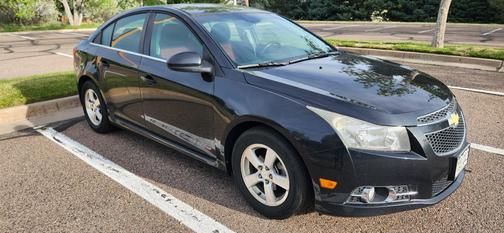 Black 2013 Chevrolet Cruze 1LT