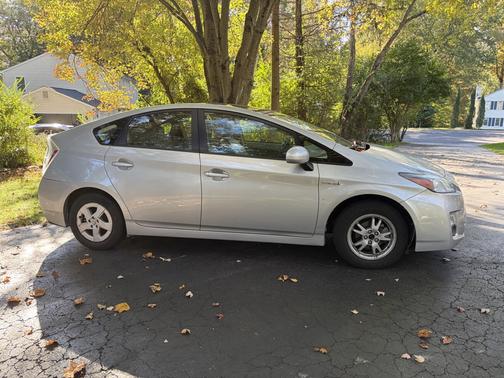 Silver 2010 Toyota Prius I
