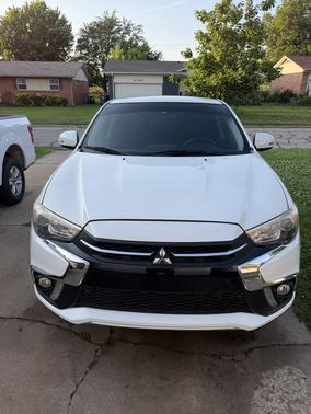 White 2019 Mitsubishi Outlander Sport 2.0 SE