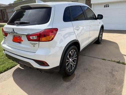 White 2019 Mitsubishi Outlander Sport 2.0 SE